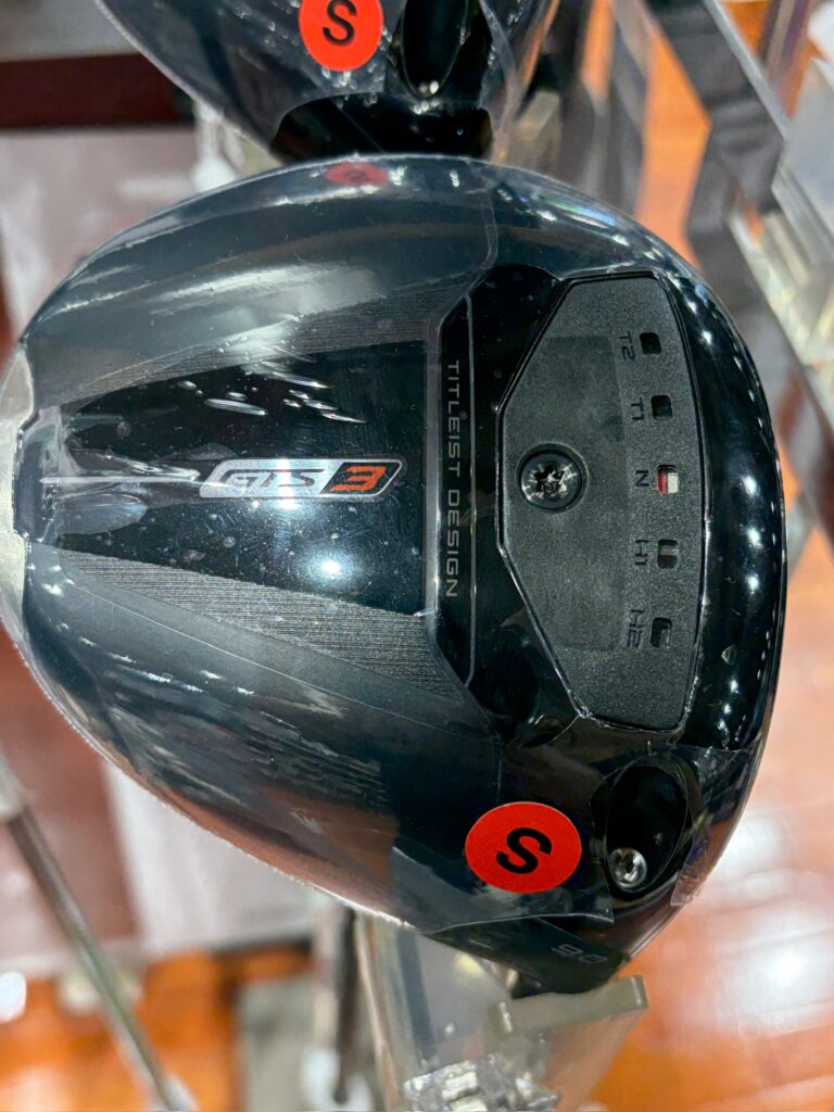 タイトリスト GTS3 ドライバーのヘッド｜操作性重視の中上級者向けモデル